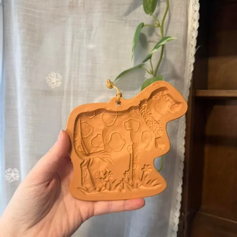 Cotton press cow cookie mold